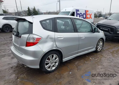 2011 Honda Fit Sport z USA, uszkodzony, nr VIN JHMGE8H52BC017400